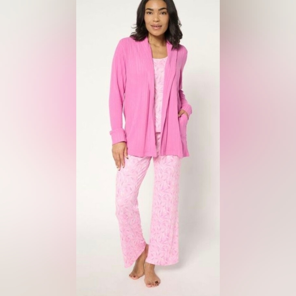 NEW! Muk Luks Pink XL Women's Sleepwear 3 Piece Set